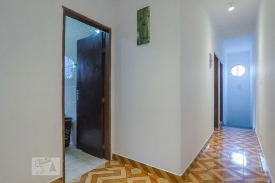 Corredor de casa à venda com 3 quartos, 108m² em Vila Moinho Velho, São Paulo