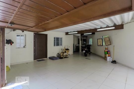 Garagem de casa à venda com 3 quartos, 108m² em Vila Moinho Velho, São Paulo