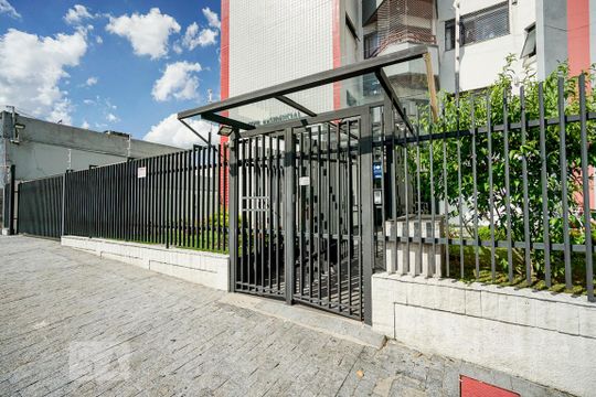 Fachada de apartamento à venda com 2 quartos, 75m² em Vila Bela, São Paulo