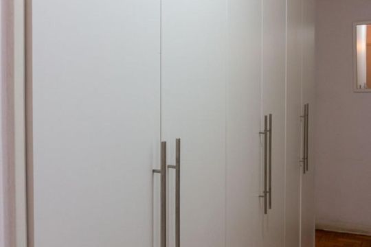 Corredor de apartamento à venda com 3 quartos, 220m² em Jardim Paulista, São Paulo