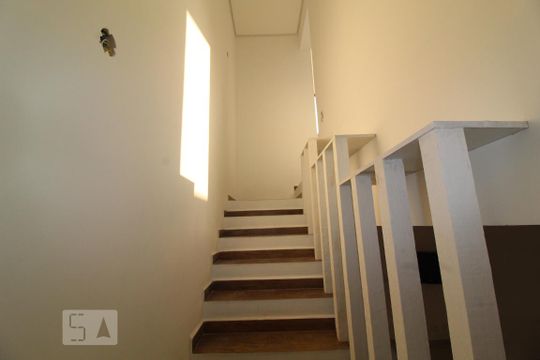 Acesso à cobertura de apartamento para alugar com 2 quartos, 86m² em Santa Maria, Santo André