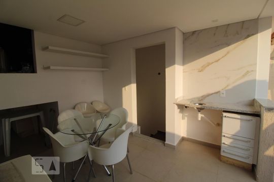 Cozinha de apartamento para alugar com 2 quartos, 86m² em Santa Maria, Santo André