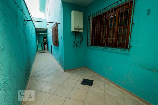 Quintal de casa à venda com 3 quartos, 150m² em Aricanduva, São Paulo