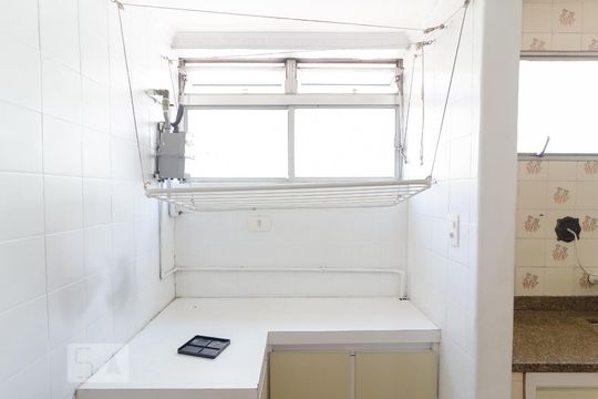 Lavanderia de apartamento para alugar com 2 quartos, 63m² em Chácara Inglesa, São Paulo