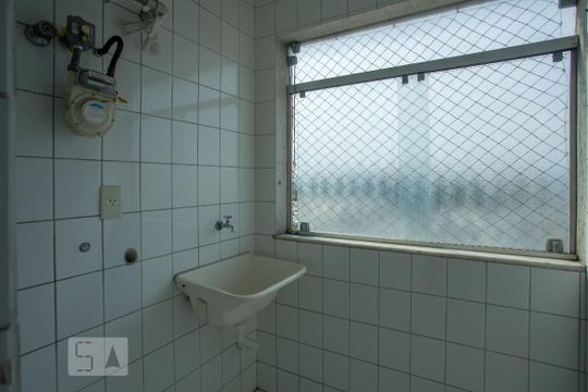 Área de Serviço de apartamento para alugar com 2 quartos, 45m² em Vila Arcadia, São Paulo