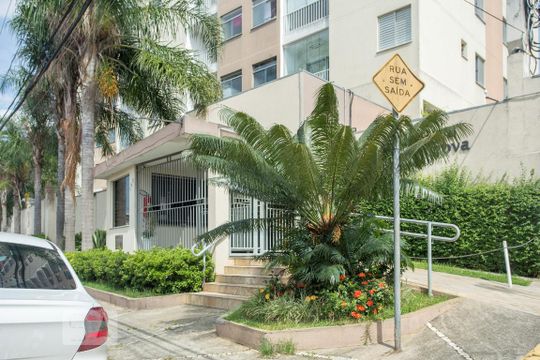 Fachada de apartamento para alugar com 2 quartos, 45m² em Vila Arcadia, São Paulo