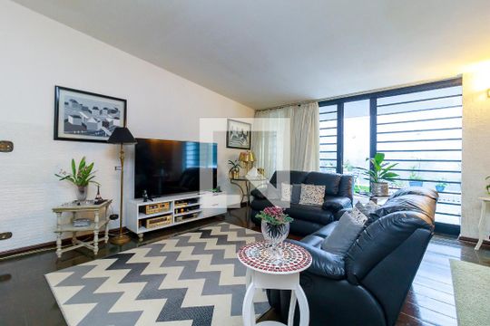 Sala de casa à venda com 4 quartos, 380m² em Campo Belo, São Paulo