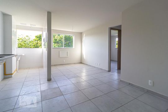 Sala de apartamento à venda com 2 quartos, 49m² em Tanque, Rio de Janeiro