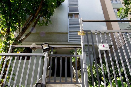 Fachada de apartamento para alugar com 2 quartos, 110m² em Jardim Paulista, São Paulo