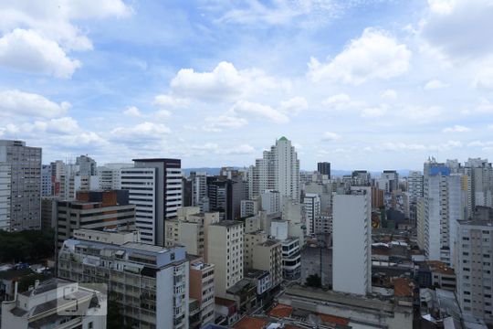 Vista de kitnet/studio para alugar com 1 quarto, 48m² em Consolação, São Paulo