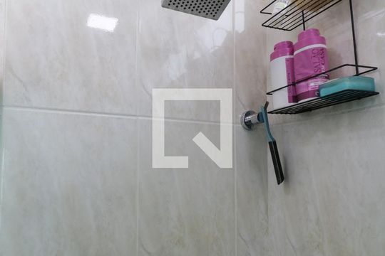 Banheiro da Suíte de apartamento para alugar com 3 quartos, 106m² em Praia da Bandeira, Rio de Janeiro