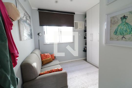 Quarto de apartamento para alugar com 3 quartos, 106m² em Praia da Bandeira, Rio de Janeiro