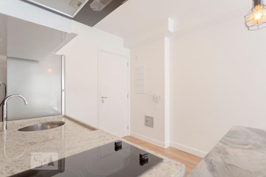 Cozinha de kitnet/studio para alugar com 1 quarto, 44m² em Santa Cecilia, São Paulo