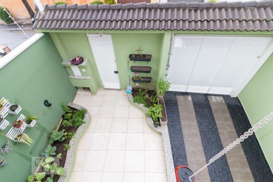 Vista varanda quarto 1 suíte de casa para alugar com 3 quartos, 180m² em Picanço, Guarulhos