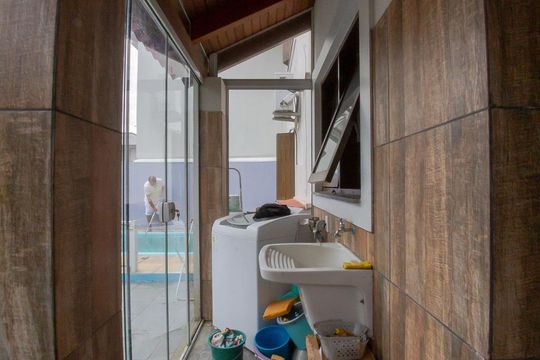Área de Serviço de casa de condomínio à venda com 5 quartos, 276m² em Jardim Leopoldina, Porto Alegre