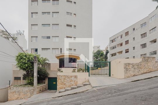 Fachada de apartamento para alugar com 1 quarto, 42m² em Perdizes, São Paulo