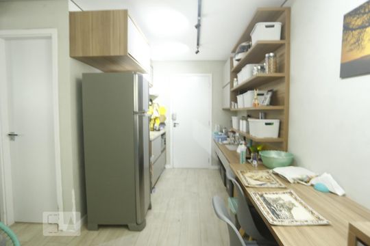 Entrada Cozinha de kitnet/studio para alugar com 1 quarto, 30m² em Santa Efigênia, São Paulo