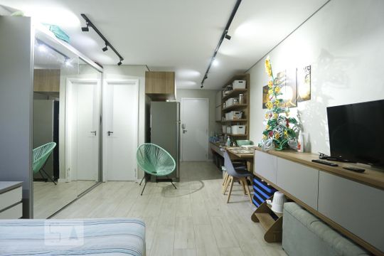 Studio de kitnet/studio para alugar com 1 quarto, 30m² em Santa Efigênia, São Paulo
