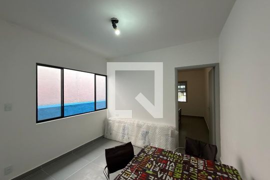 Sala  de casa à venda com 2 quartos, 98m² em Vila Euro, São Bernardo do Campo