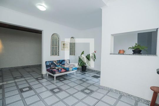 Sala de TV de casa à venda com 3 quartos, 160m² em Alto da Lapa, São Paulo