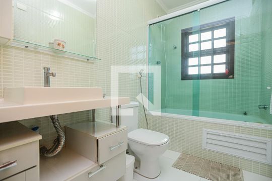 Banheiro 1 de casa à venda com 3 quartos, 160m² em Alto da Lapa, São Paulo