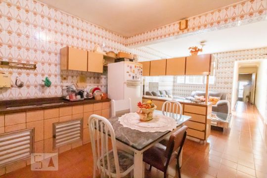 Cozinha de casa à venda com 3 quartos, 160m² em Cambuci, São Paulo