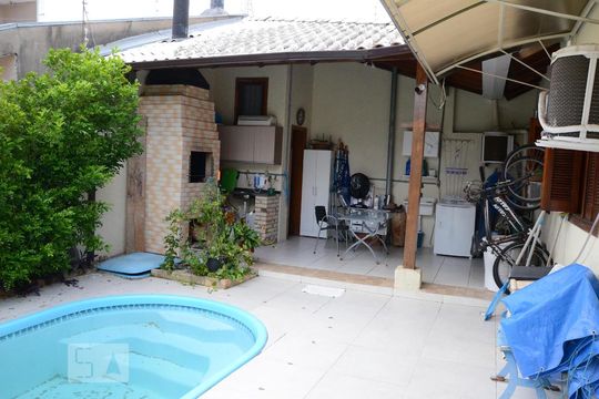 Área comum de casa à venda com 3 quartos, 110m² em Estância Velha, Canoas