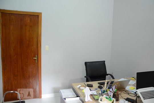 Quarto 1 de casa à venda com 3 quartos, 110m² em Estância Velha, Canoas