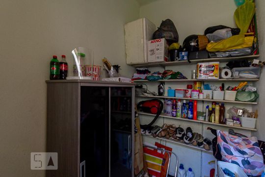 Quarto de Serviço de apartamento à venda com 3 quartos, 88m² em Icaraí, Niterói