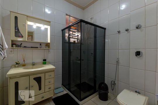 Banheiro Social de apartamento à venda com 3 quartos, 88m² em Icaraí, Niterói