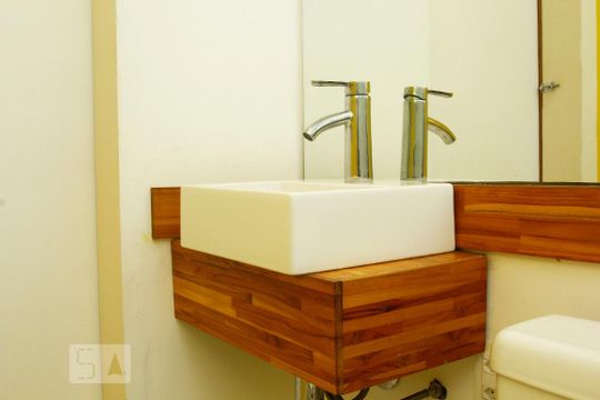 Banheiro Social de apartamento à venda com 2 quartos, 103m² em Botafogo, Rio de Janeiro