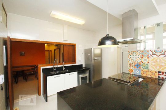 Cozinha de apartamento à venda com 2 quartos, 103m² em Botafogo, Rio de Janeiro