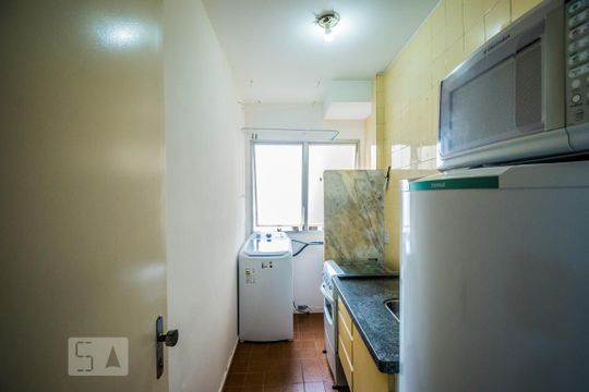 Cozinha de kitnet/studio à venda com 1 quarto, 40m² em Centro, Campinas
