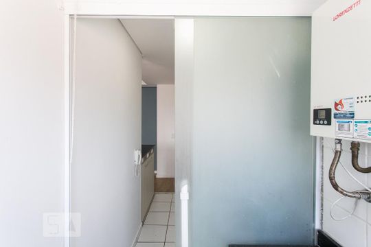 Área de Serviço de apartamento para alugar com 2 quartos, 45m² em Jardim Ibitirama, São Paulo