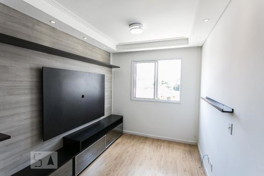 Sala de apartamento para alugar com 2 quartos, 45m² em Jardim Ibitirama, São Paulo