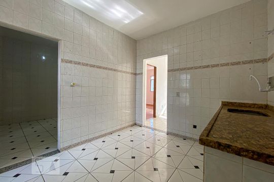 Cozinha de casa para alugar com 3 quartos, 80m² em Vila da Penha, Rio de Janeiro