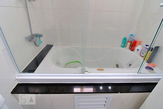 Banheiro da Suíte de apartamento à venda com 2 quartos, 75m² em Vila Suzana, São Paulo