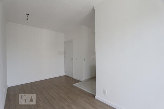 Sala de apartamento para alugar com 2 quartos, 46m² em Taquara, Rio de Janeiro