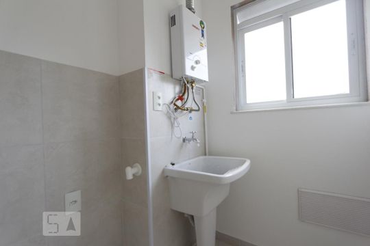 Detalhe da area de serviço de apartamento para alugar com 2 quartos, 46m² em Taquara, Rio de Janeiro