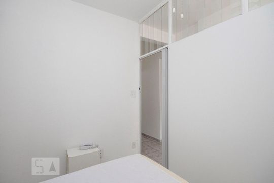 Quarto de apartamento para alugar com 1 quarto, 56m² em Vila Buarque, São Paulo