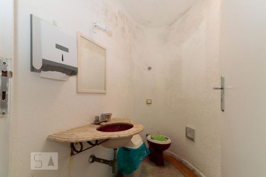 Lavabo de casa à venda com 6 quartos, 600m² em Vila Madalena, São Paulo