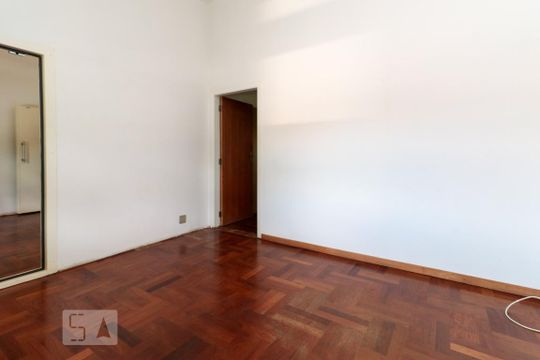 Suíte 2 de casa à venda com 6 quartos, 600m² em Vila Madalena, São Paulo