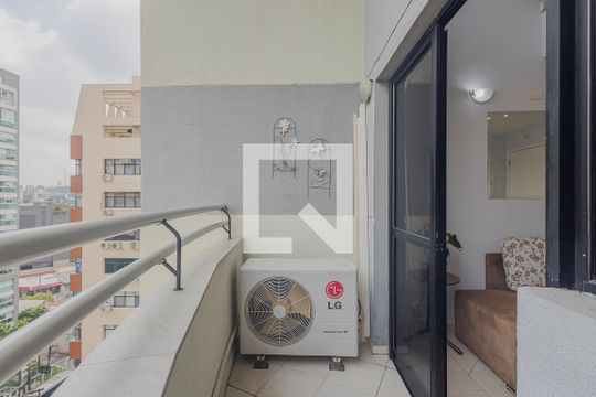 Varanda de apartamento para alugar com 1 quarto, 58m² em Pinheiros, São Paulo