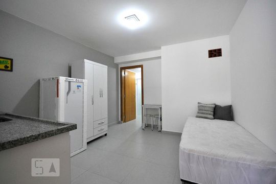 Quarto/Cozinha de kitnet/studio para alugar com 1 quarto, 20m² em Butantã, São Paulo