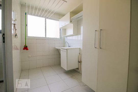 Área de Serviço de apartamento para alugar com 3 quartos, 218m² em Brooklin, São Paulo