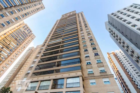 Fachada de apartamento para alugar com 3 quartos, 218m² em Brooklin, São Paulo