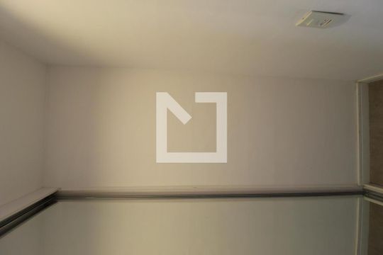 Closet de apartamento à venda com 1 quarto, 73m² em Vila Clementino, São Paulo