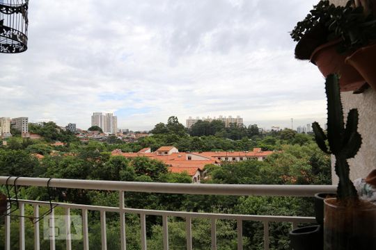 Varanda da Sala de apartamento para alugar com 3 quartos, 60m² em Pirajussara, São Paulo