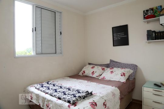 Quarto 1 de apartamento para alugar com 3 quartos, 60m² em Pirajussara, São Paulo