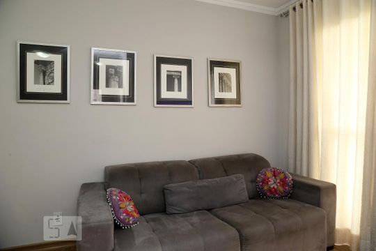 Sala de apartamento para alugar com 3 quartos, 60m² em Pirajussara, São Paulo